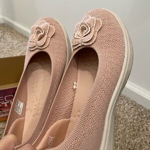 Skechers Blush Knit Floral Flats